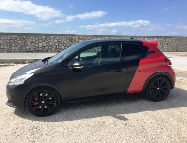 Peugeot 208 GTi: Το απόλυτο «όπλο» φέρει την υπογραφή by Peugeot Sport